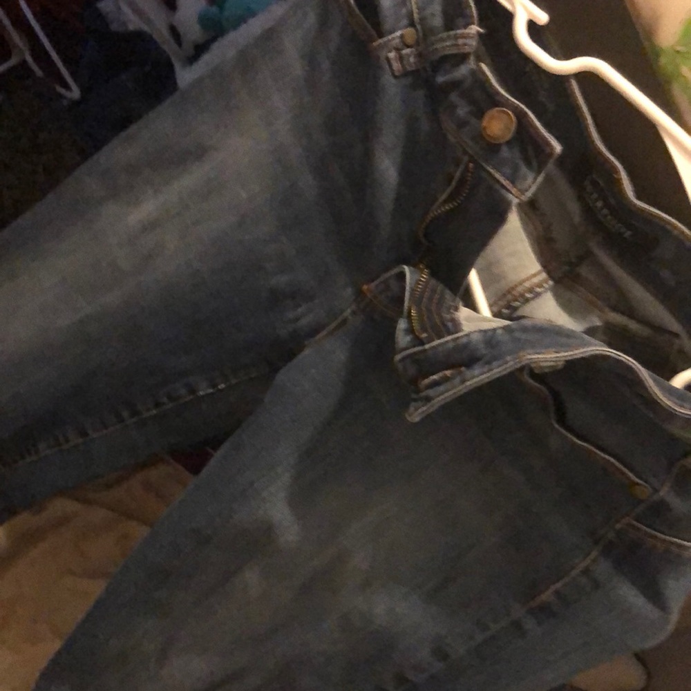 The reason I’m selling these because they are never been one they’re